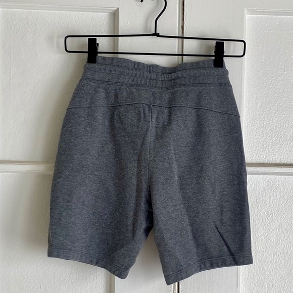 Boys GAP Gapfit Tech Shorts charcoal size L - Picture 2 of 3